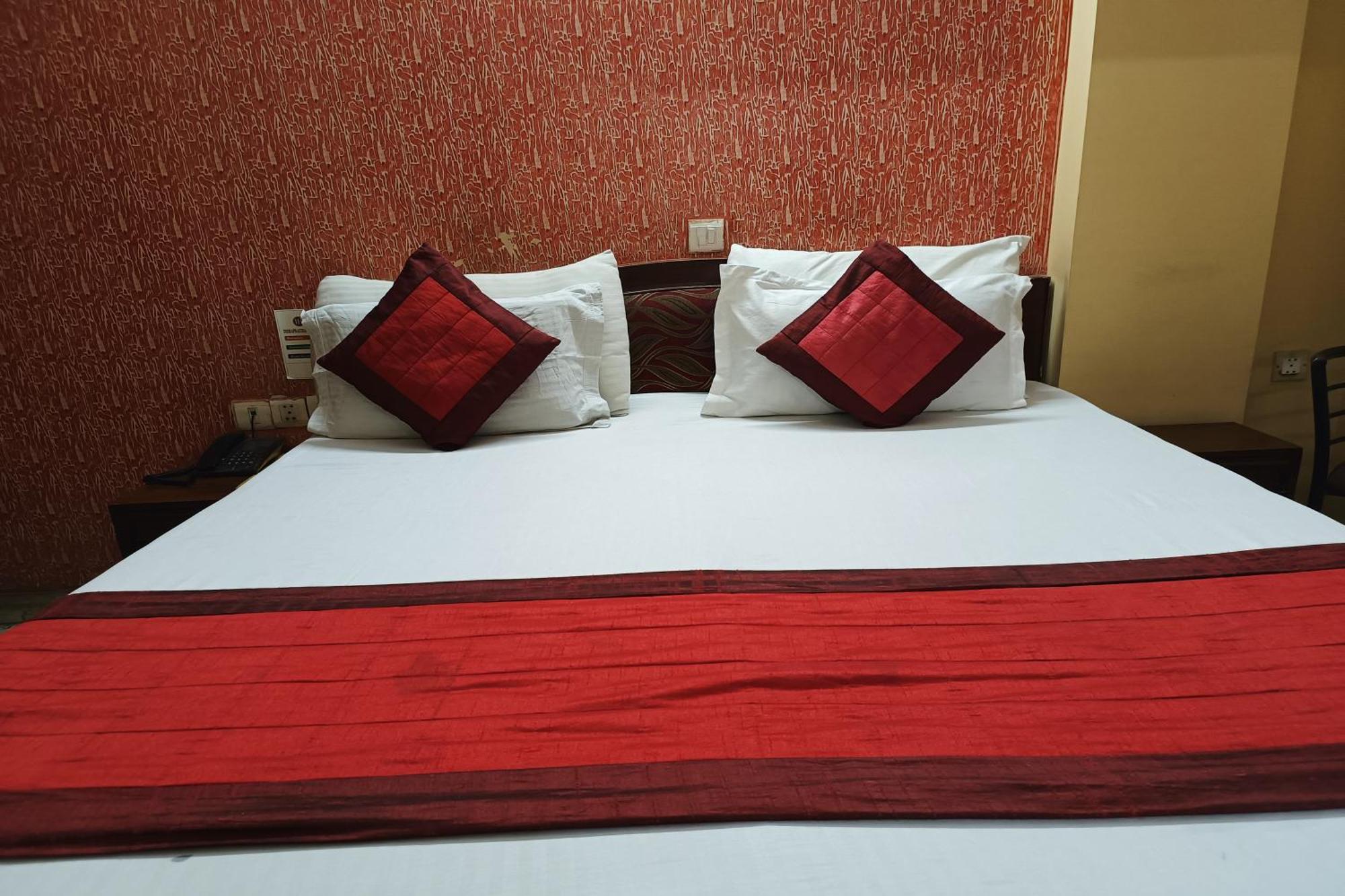 Hotel Indraprastha Delhi  Exteriör bild