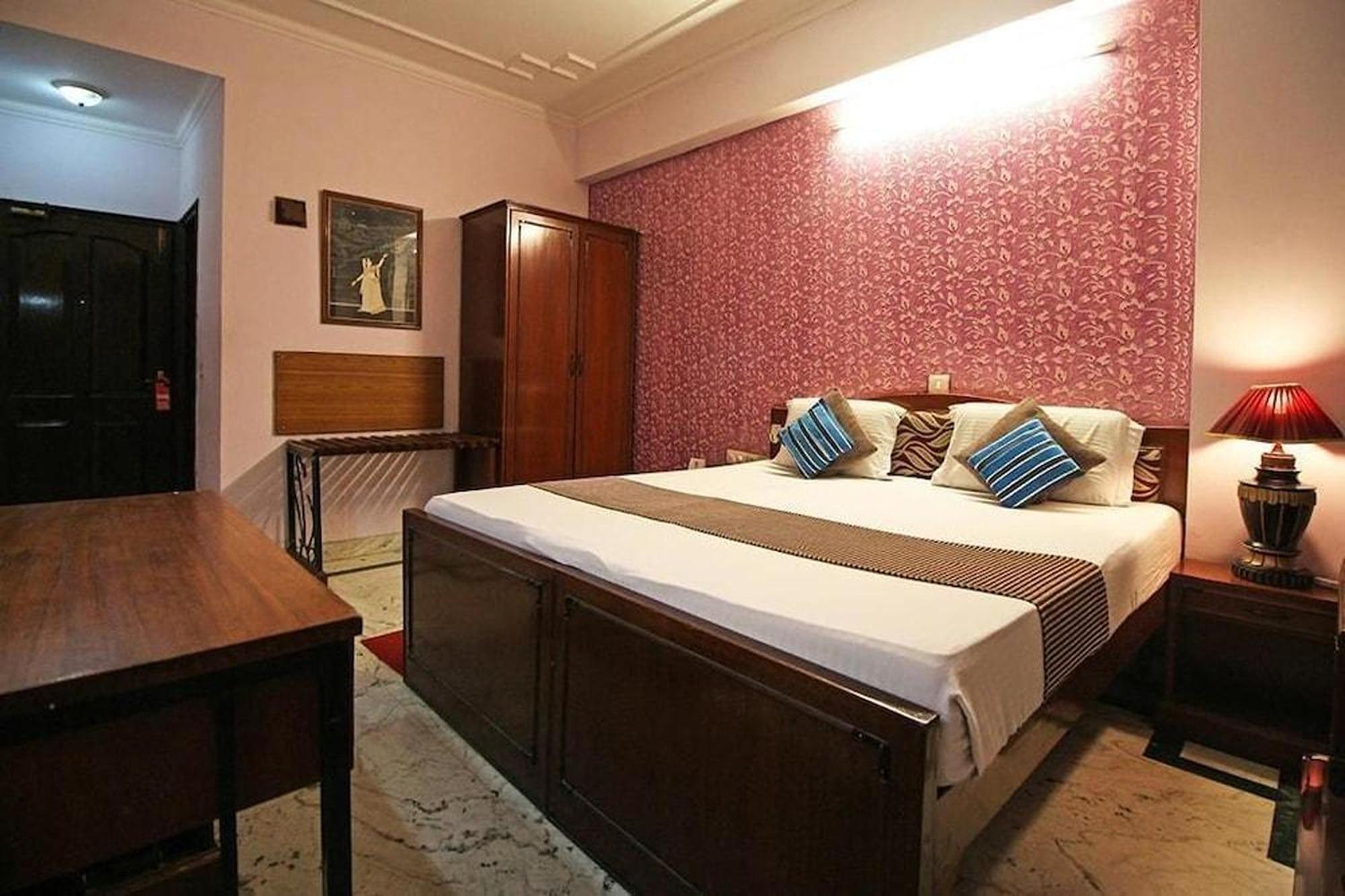 Hotel Indraprastha Delhi  Exteriör bild