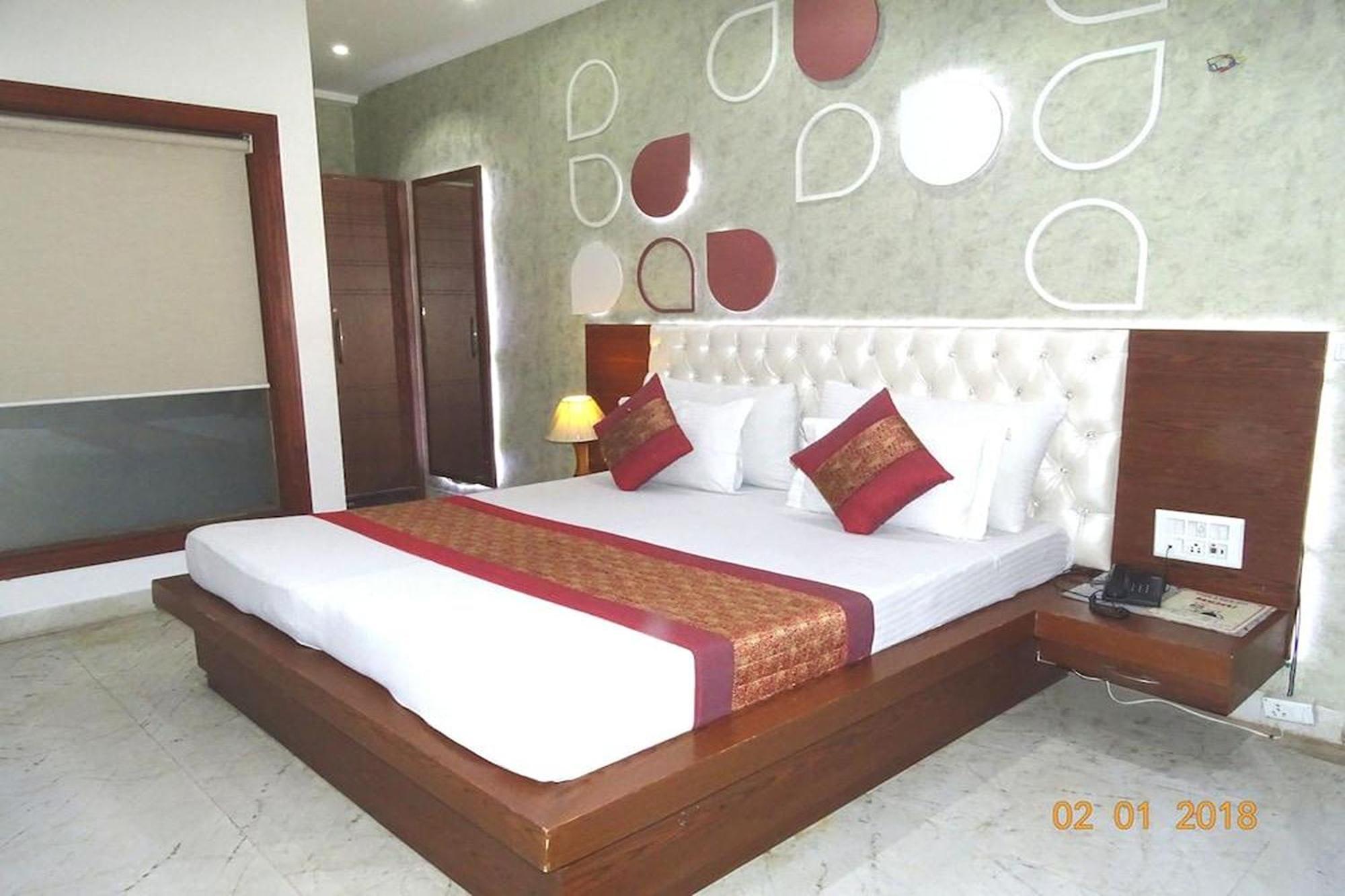 Hotel Indraprastha Delhi  Exteriör bild