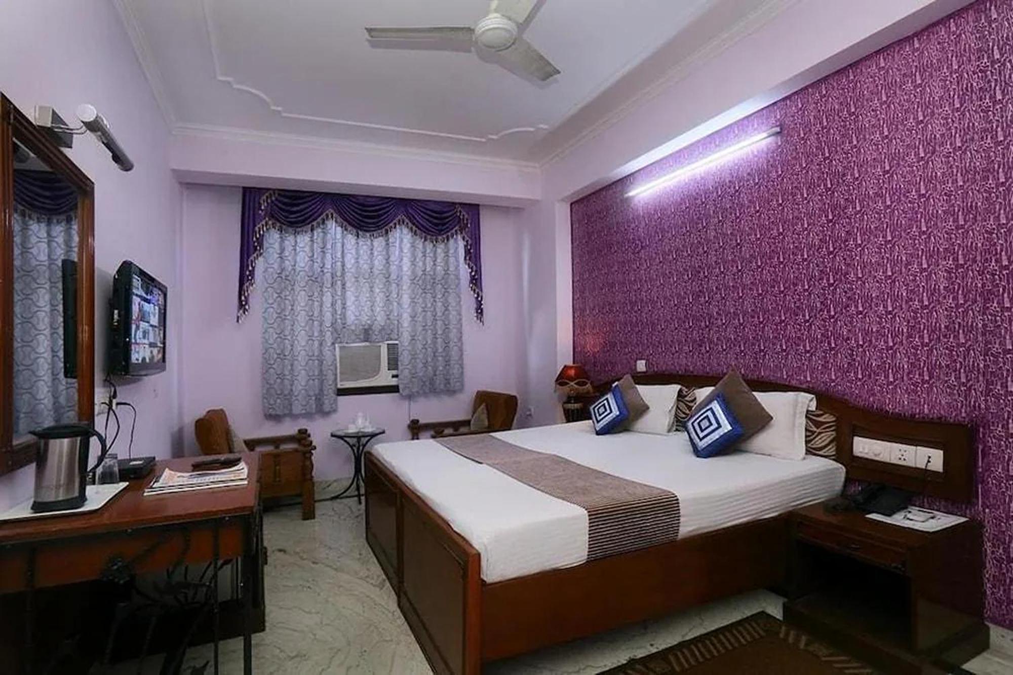 Hotel Indraprastha Delhi  Exteriör bild