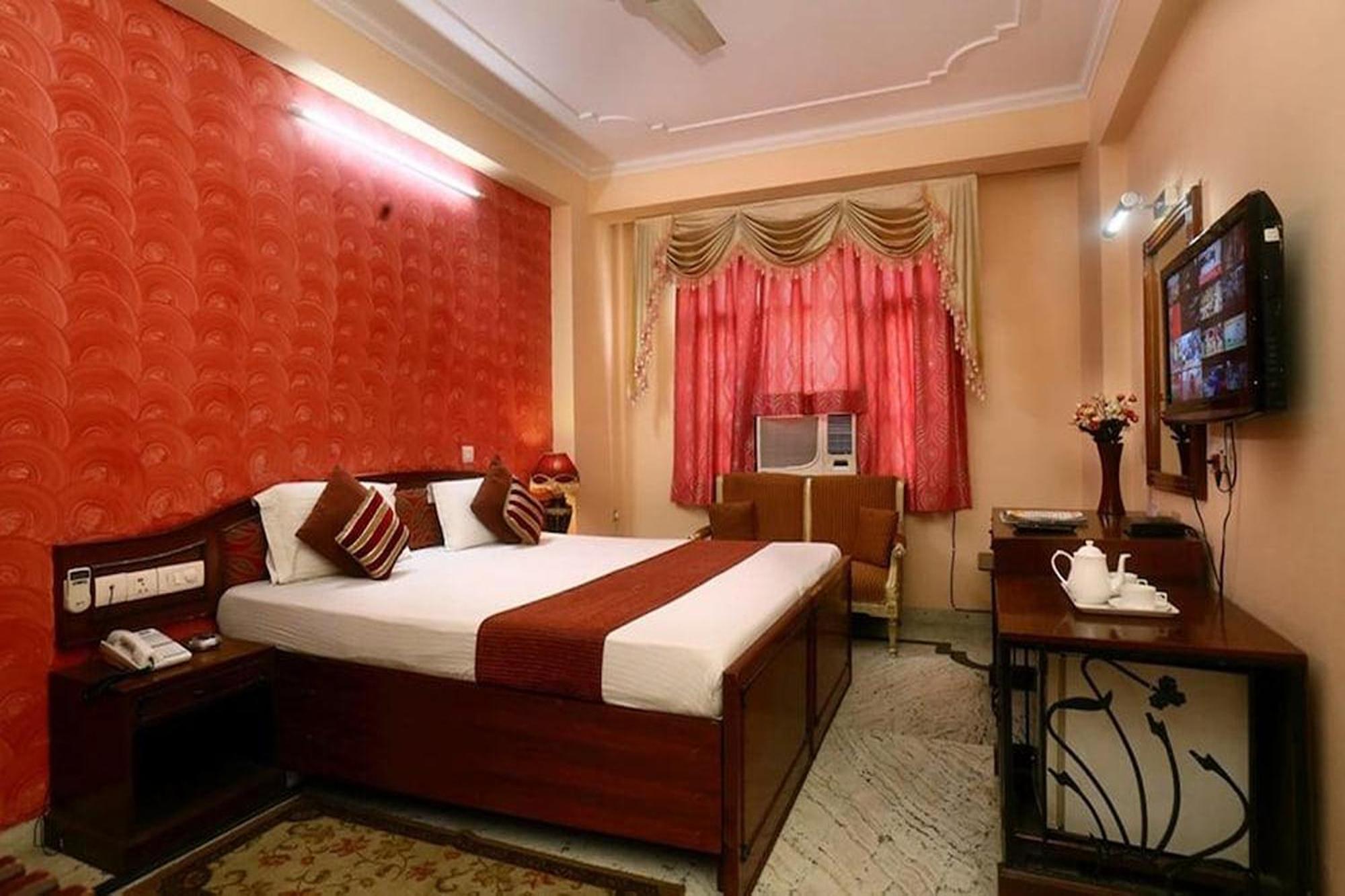Hotel Indraprastha Delhi  Exteriör bild