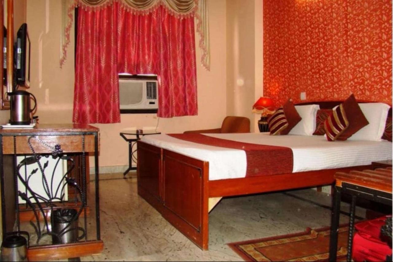 Hotel Indraprastha Delhi  Exteriör bild