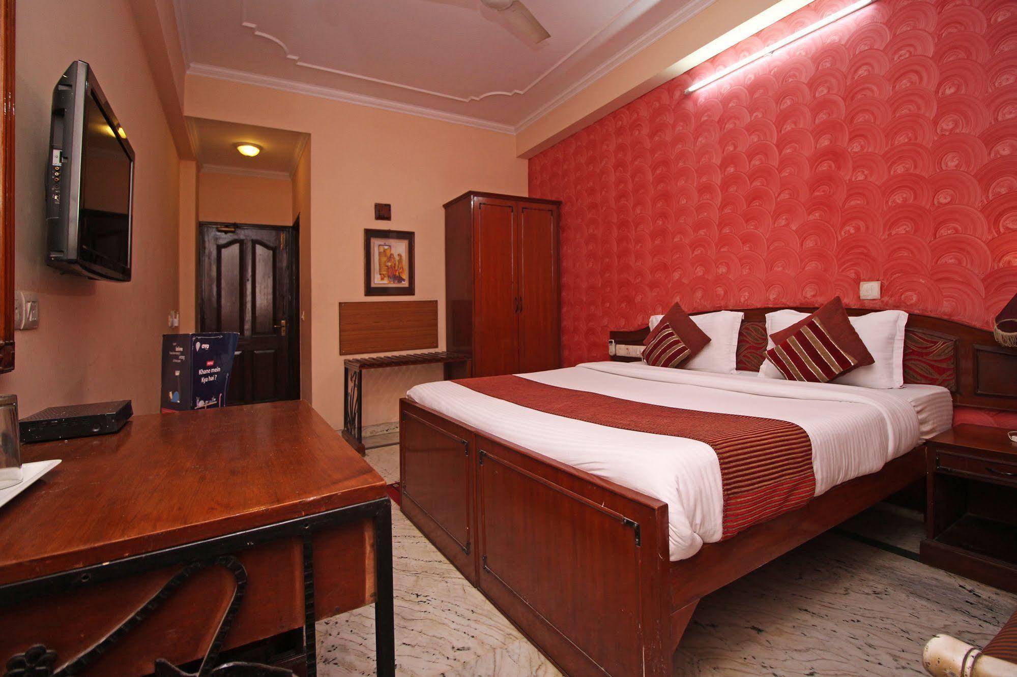 Hotel Indraprastha Delhi  Exteriör bild