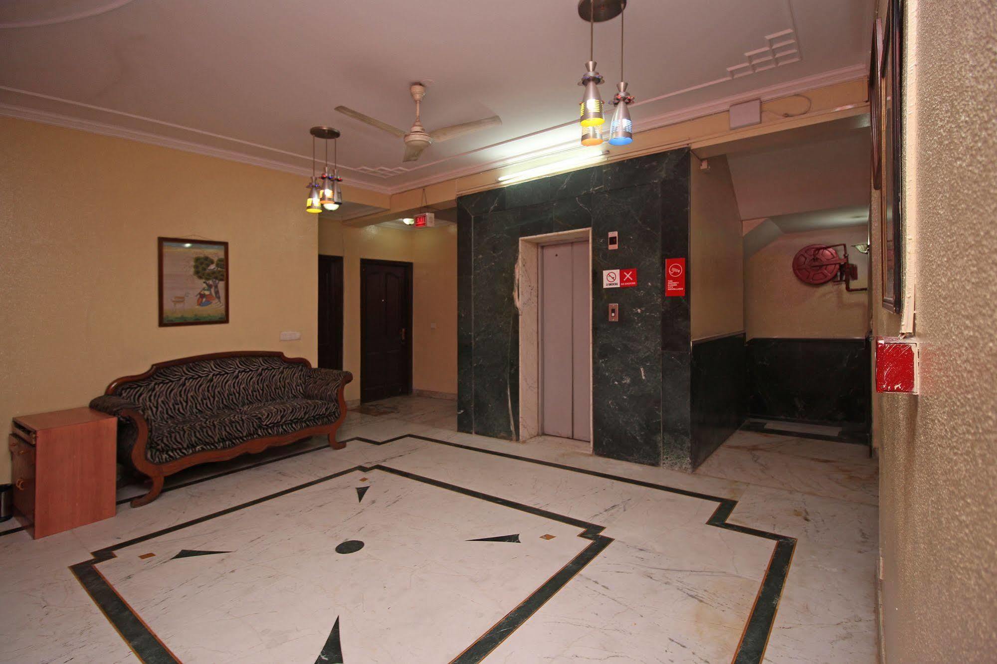Hotel Indraprastha Delhi  Exteriör bild